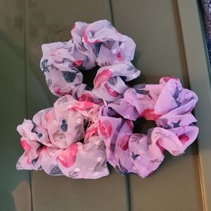 5 for $12 Jewelry Set of 3 Cactus & Flamingo Scrunchies